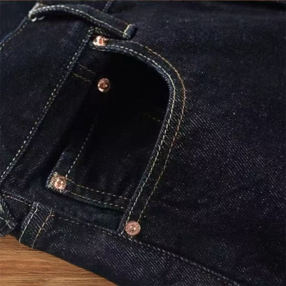 Evisu Jeans  Men - Picture 8 of 9